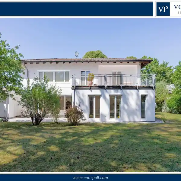 CHARMING TWO-FAMILY HOUSE IN A QUIET LOCATION