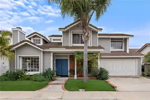 Hidden Gem Located in the Laguna Beach School District