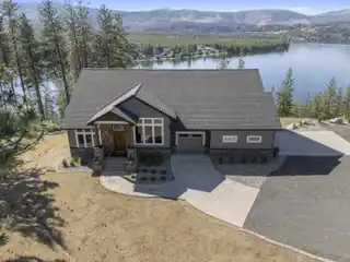 Rancher on Serene Acreage with Panoramic Views