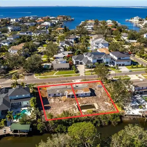 OVERSIZED DOUBLE LOT ON THE WATER