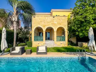 Unparalleled Waterfront Luxury