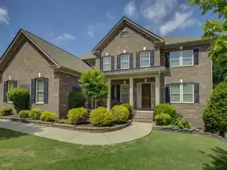 Well-maintained Fantastic Home