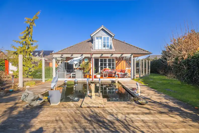 Beautiful Well-kept Bungalow