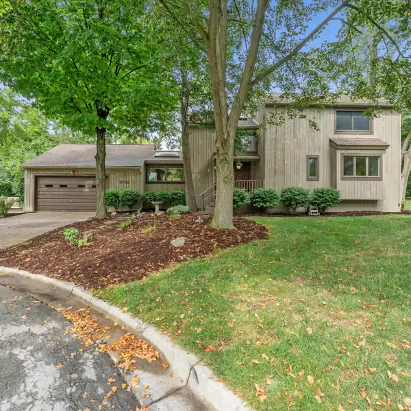 IMPRESSIVE TWO STORY CONTEMPORARY HOME