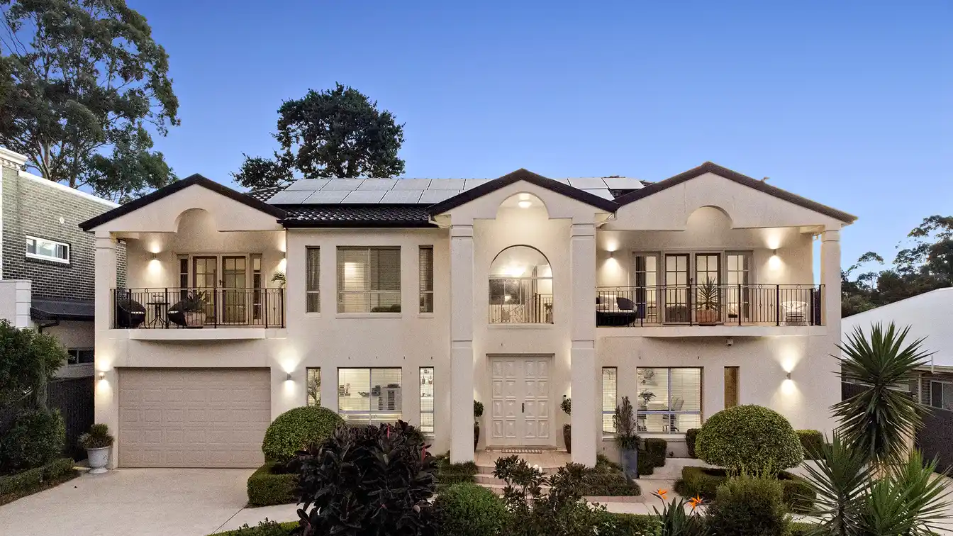 Spectacular Five Bedroom Home in North Rocks