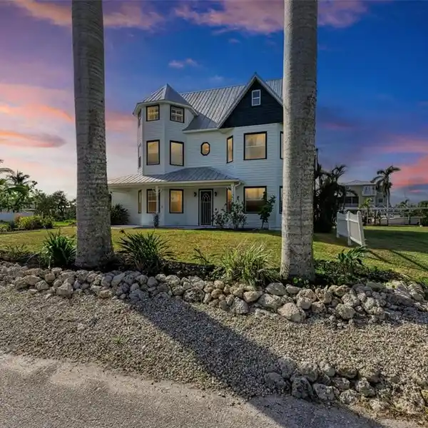EXQUISITE WATERFRONT HOME ON TERRA CEIA ISLAND