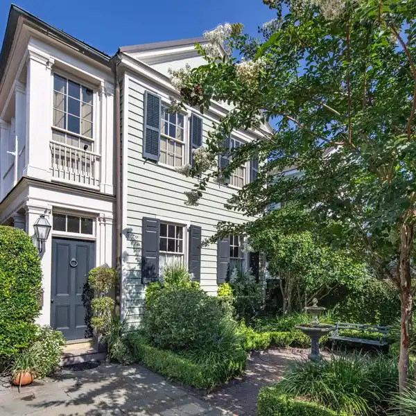 CHIC CHARLESTON SINGLE HOME WITH LUSH WALLED GARDENS