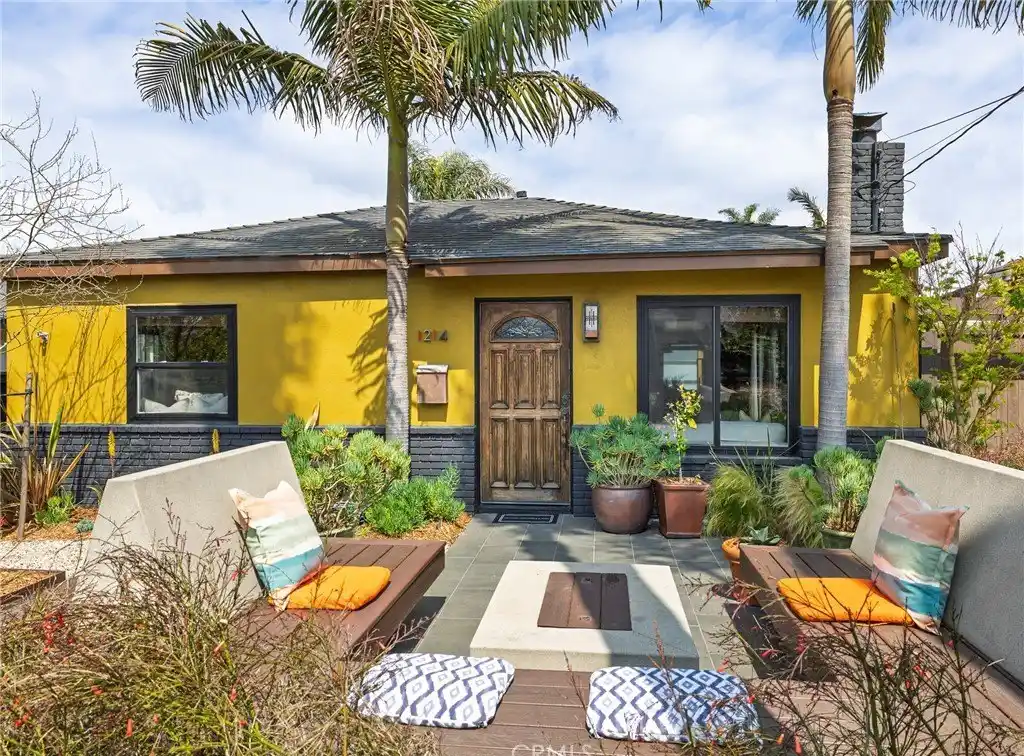 Chic North Redondo Home