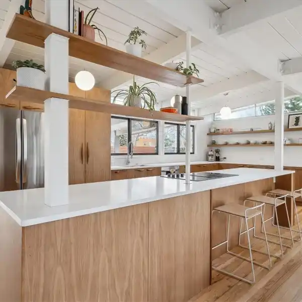 EICHLER MID-CENTURY MODERN GEM IN KRISANA PARK