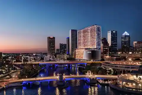 Spacious Home in the Pendry Residences Tampa