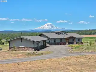 Custom-Built Prairie-Style Estate on 40 Acres