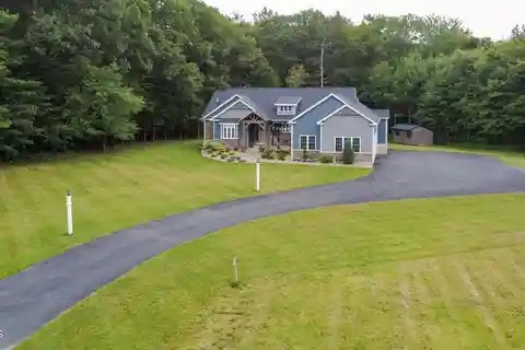 Charming Craftsman Ranch on Private 1.5 Acres