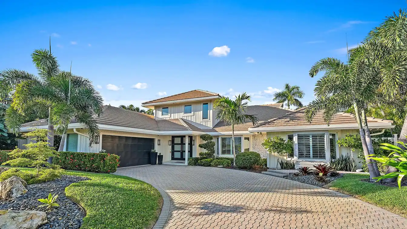 Luxury Coastal Living