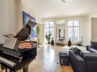 Lovely Apartment with Unobstructed Views