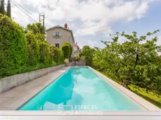 Historic Retreat with Panoramic Nature Views