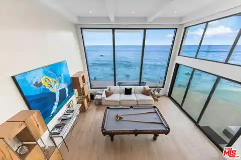 Breathtaking Coastal Sanctuary