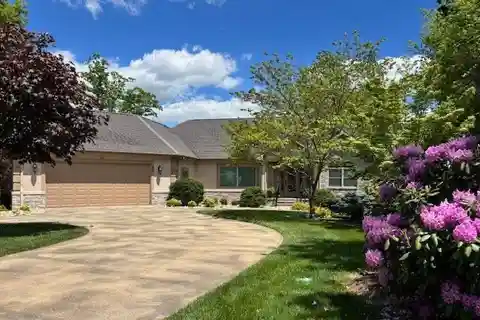 Spectacular Golf-Front Home