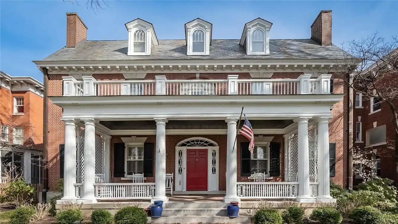 Handsome Georgian-style Residence