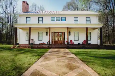 Southern Elegance Meets Modern Design