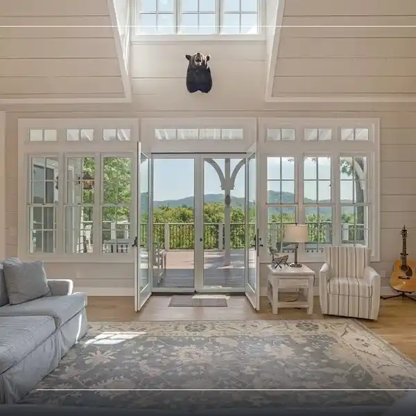 THOROUGHLY UPDATED HOME IN GATED SUMMER HILL