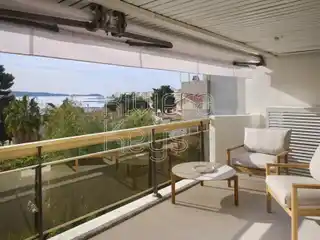 Modern and Spacious Three Bedroom Apartment