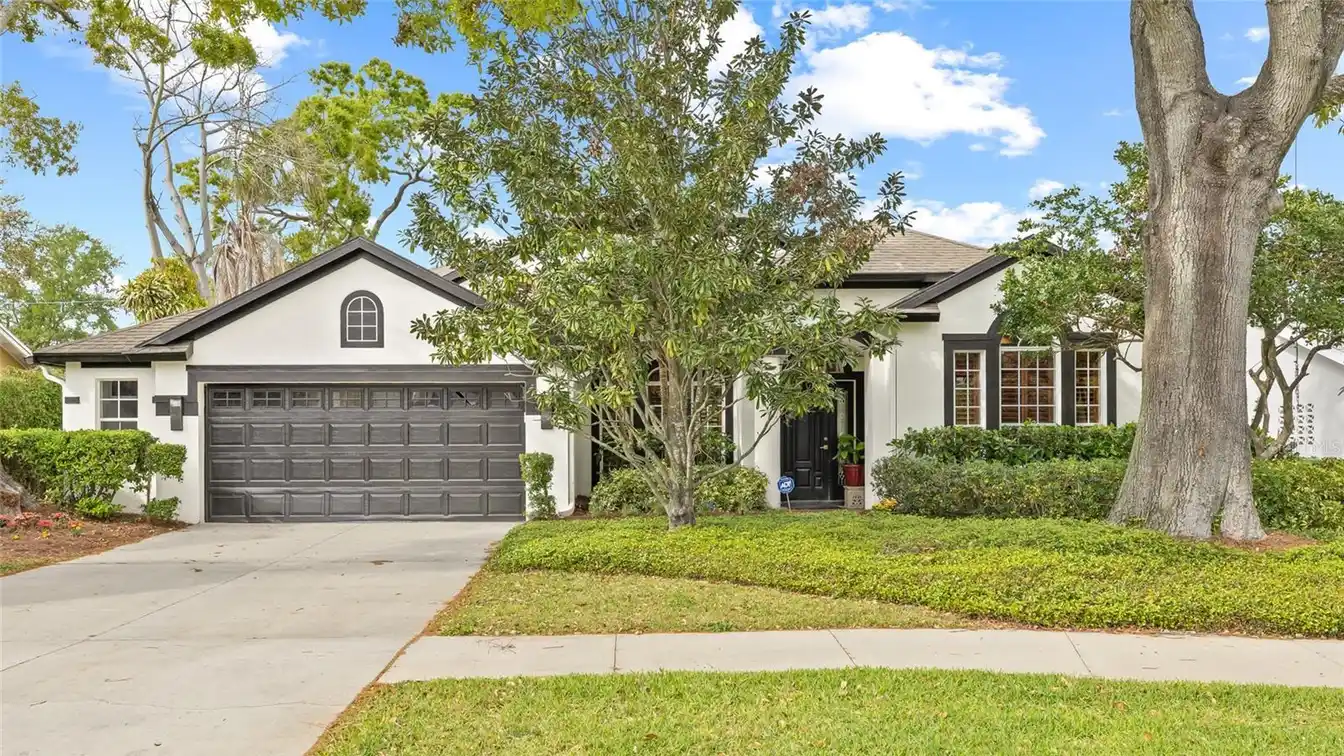 Contemporary South Tampa Home in Prime Location