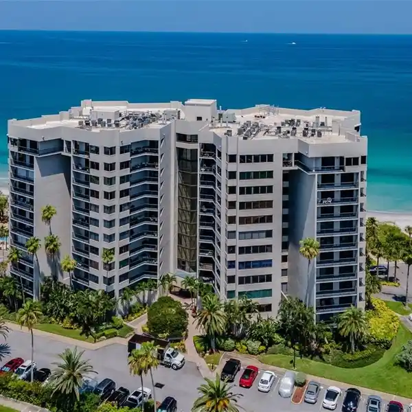 GULF-FRONT LUXURY WITH WRAPAROUND BALCONY VIEWS