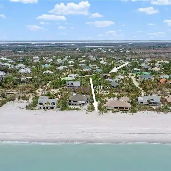 BEAUTIFUL FULLY FURNISHED HOME IN A FABULOUS LOCATION