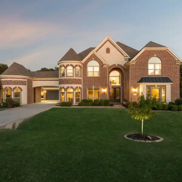 EXTRAORDINARY PRIVATE RETREAT