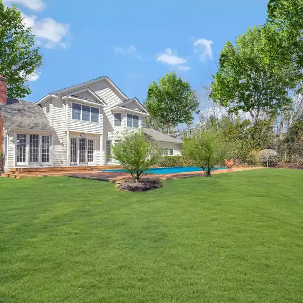 DELIGHTFUL MOVE-IN READY HOME