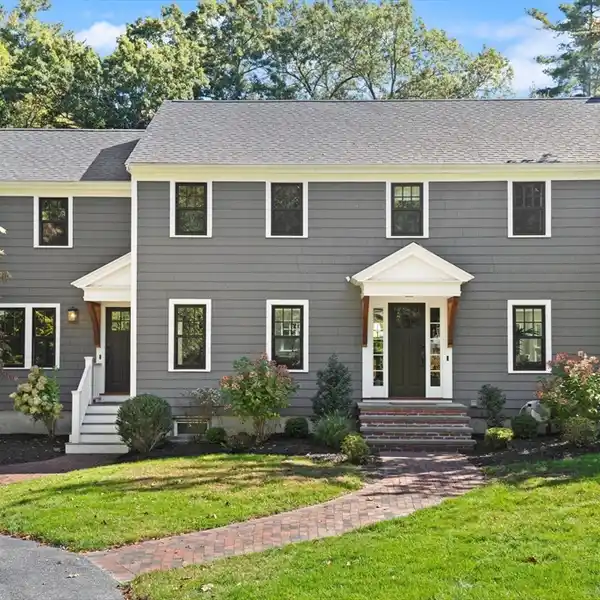 REMARKABLE COMPLETELY TRANSFORMED HOME