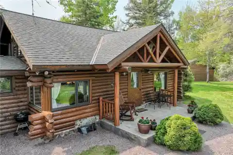 Stunning Swedish Log Home on Lakefront