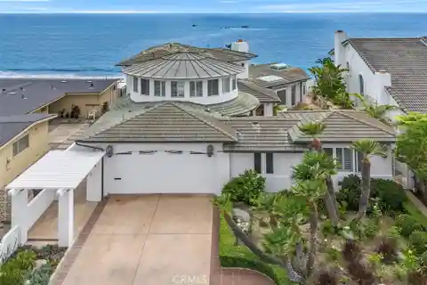 Stunning Oceanfront Estate with Panoramic Views