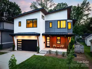 Stunning Modern Luxury Home in Charlotte