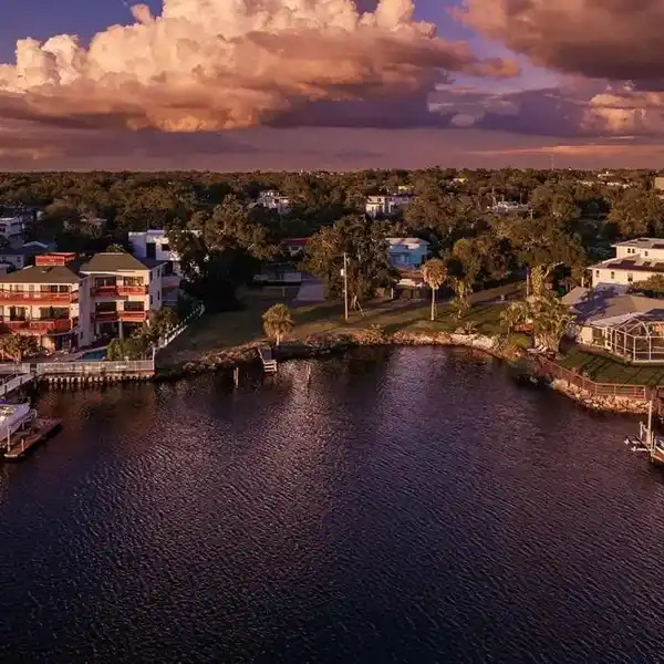 WATERFRONT ON THE HILLSBOROUGH RIVER