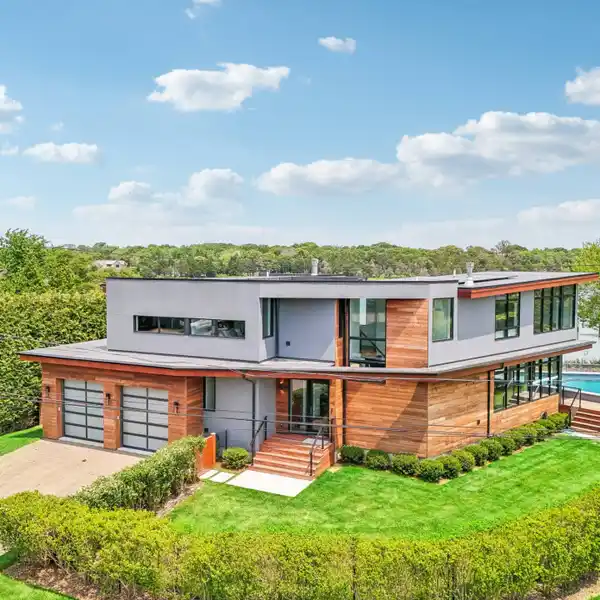 CUSTOM NEW MODERN HOME FOR RENT