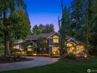 Luxury Home with Dream Shop