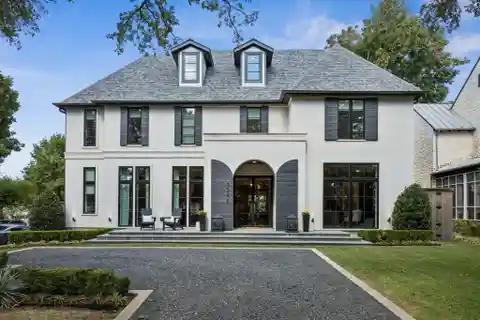 Modern Elegance with Everyday Comfort in University Park