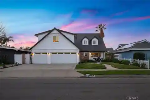 Spacious Four-Bedroom Home in Rossmoor Highlands