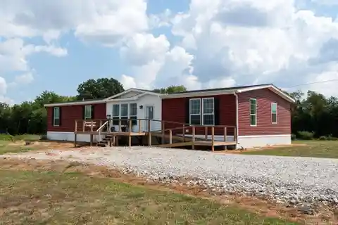 Spacious 135-Acre Property with Modern Home