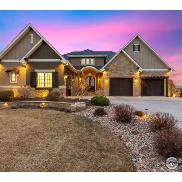 HIGHLY CUSTOMIZED LUXURY HOME