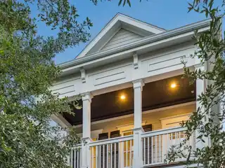Stylish Heights Retreat with Ev-Ready Garage