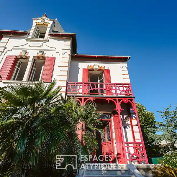 HISTORIC ELEGANCE MEETS MODERN SEASIDE LIVING