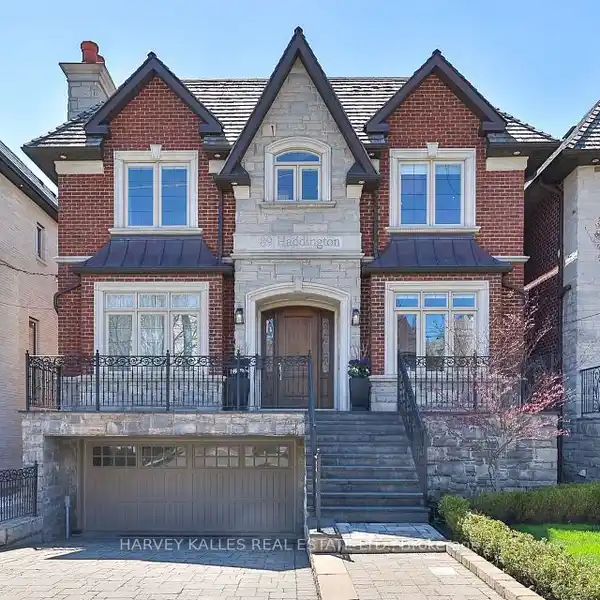 CLASSIC EXECUTIVE HOME