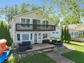 Strawberry Lakefront Retreat