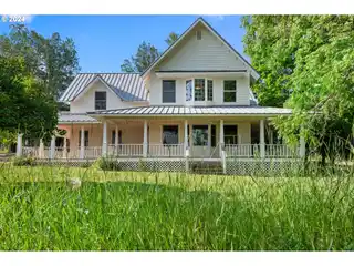 Grand Six Bedroom Residence on 12 Pristine Acres