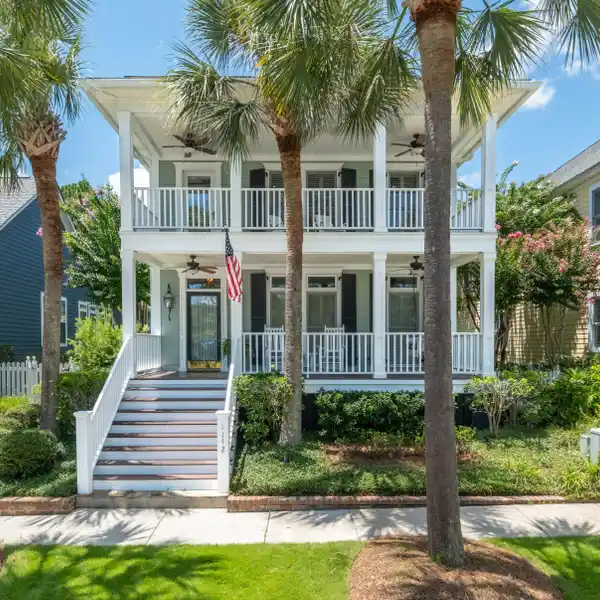RARE OPPORTUNITY IN BARFIELD PARK
