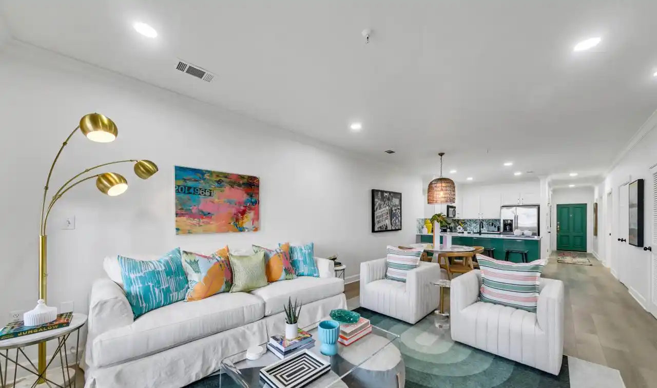 Top-floor Suite with Beautiful Views of the Gulf