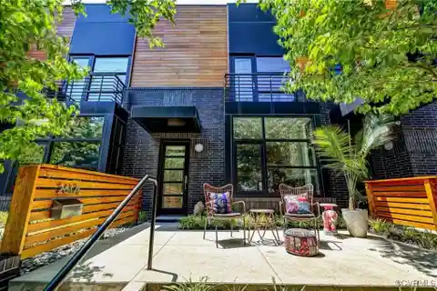 Modern Showstopper in the Fan District