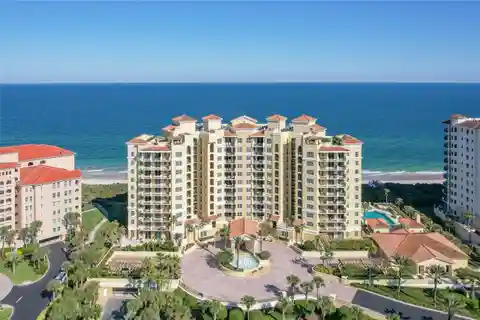 Wake up to the Sound of Waves in Oceanfront Condo